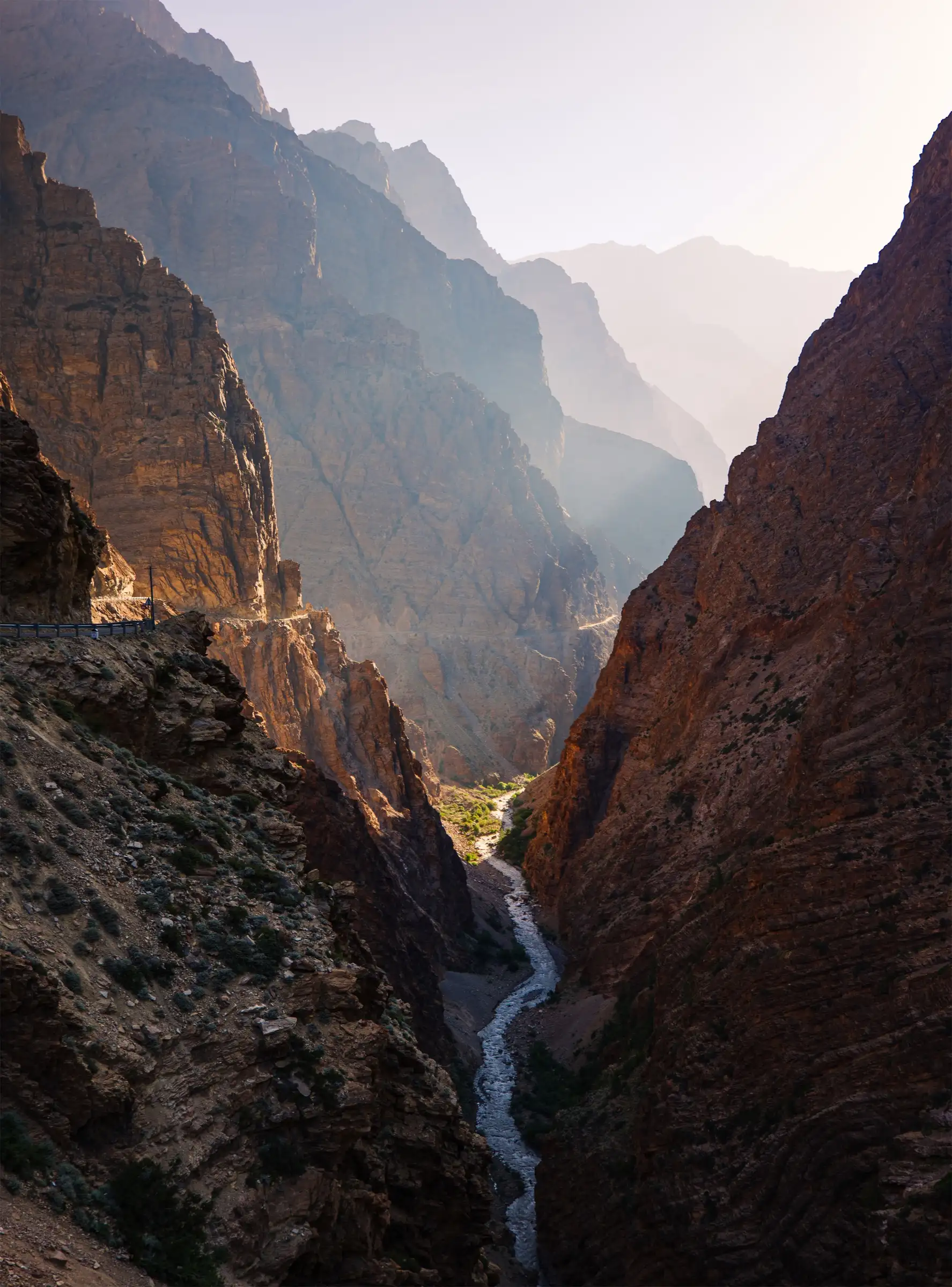 Deep rock gorge of the Kio Gad near Girthi Dobala, a tributary of the Girthi Ganga on the Malari side of the route