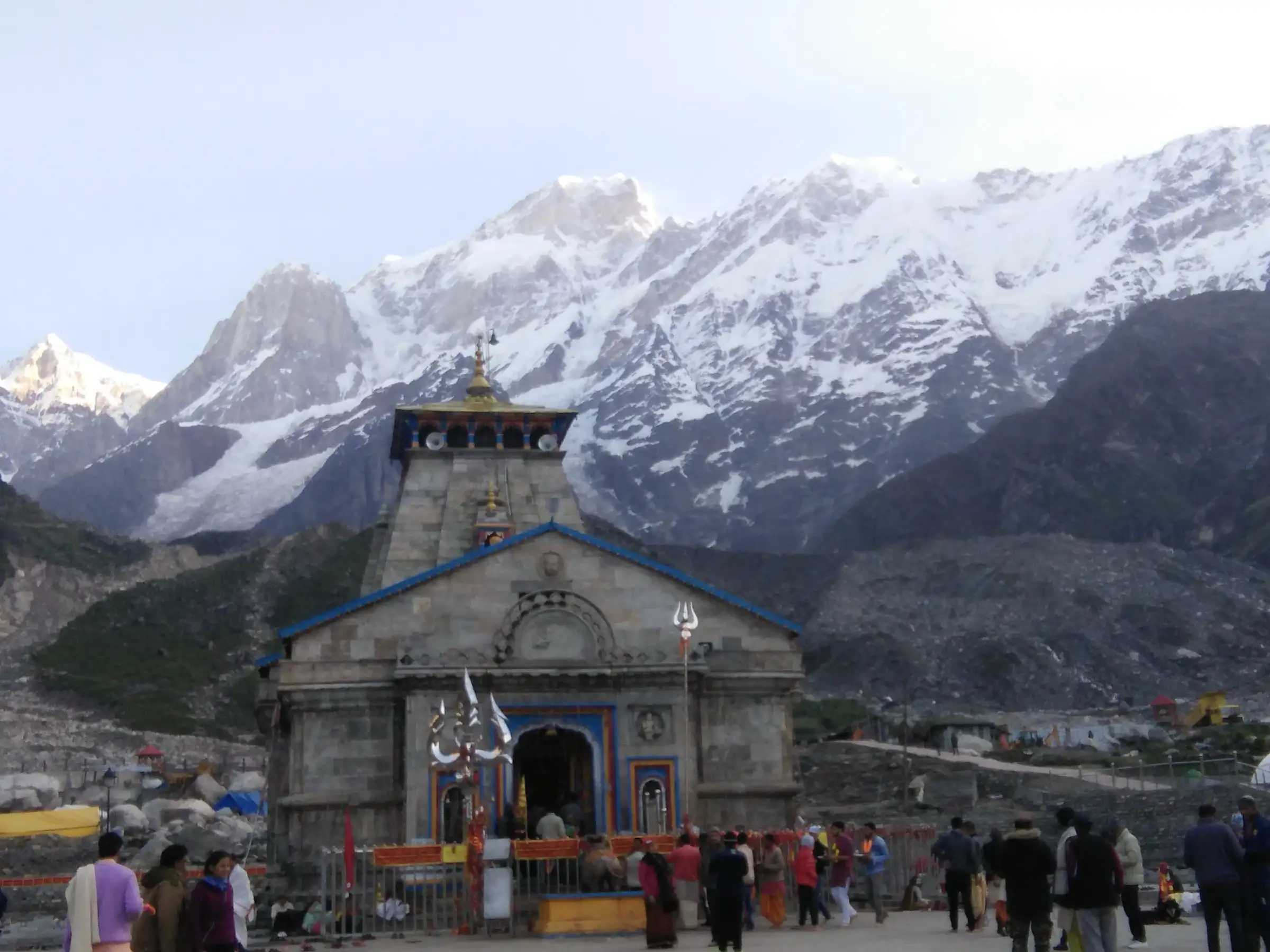 Kedarnath temple below snow peaks, where the Mandani valley traverse ends after crossing Mahapanth Col